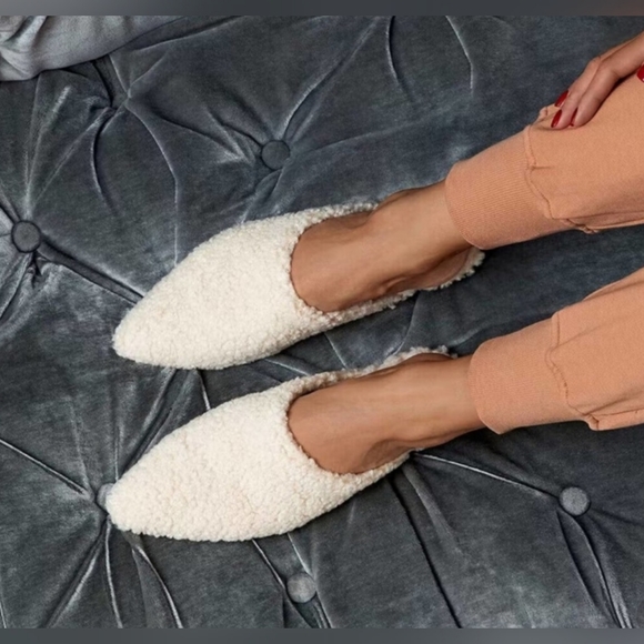 Birdies Mules Womens Size 7.5 The Lark Ivory Sherpa Slide Social Slipper Shoes - Picture 2 of 14